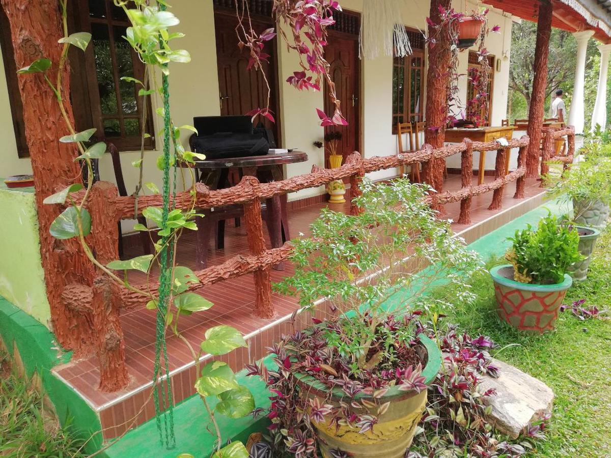 Sigiri Binara Villa Sigiriya Exterior photo